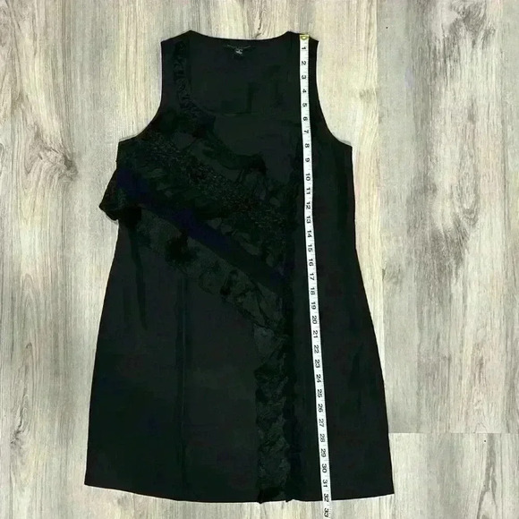 Banana Republic Women's 100% Silk Black Ruffle Sleeveless Shift Dress Size SP - Picture 8 of 8